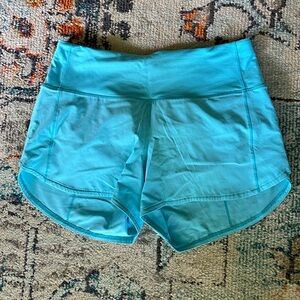 Lululemon Speed Up mid rise short